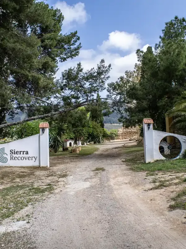 rehab-entrance